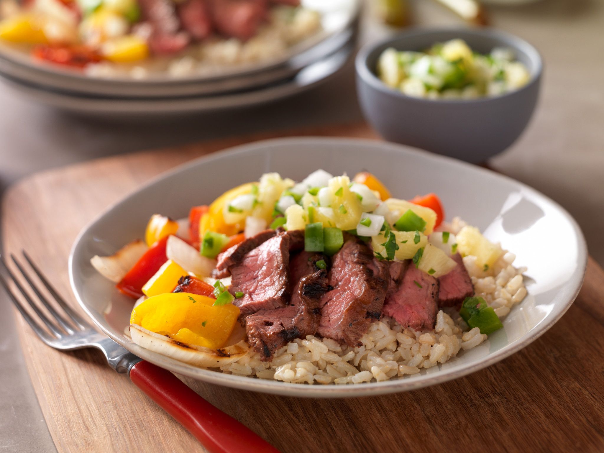 hawaiian-beef-fajita-bow