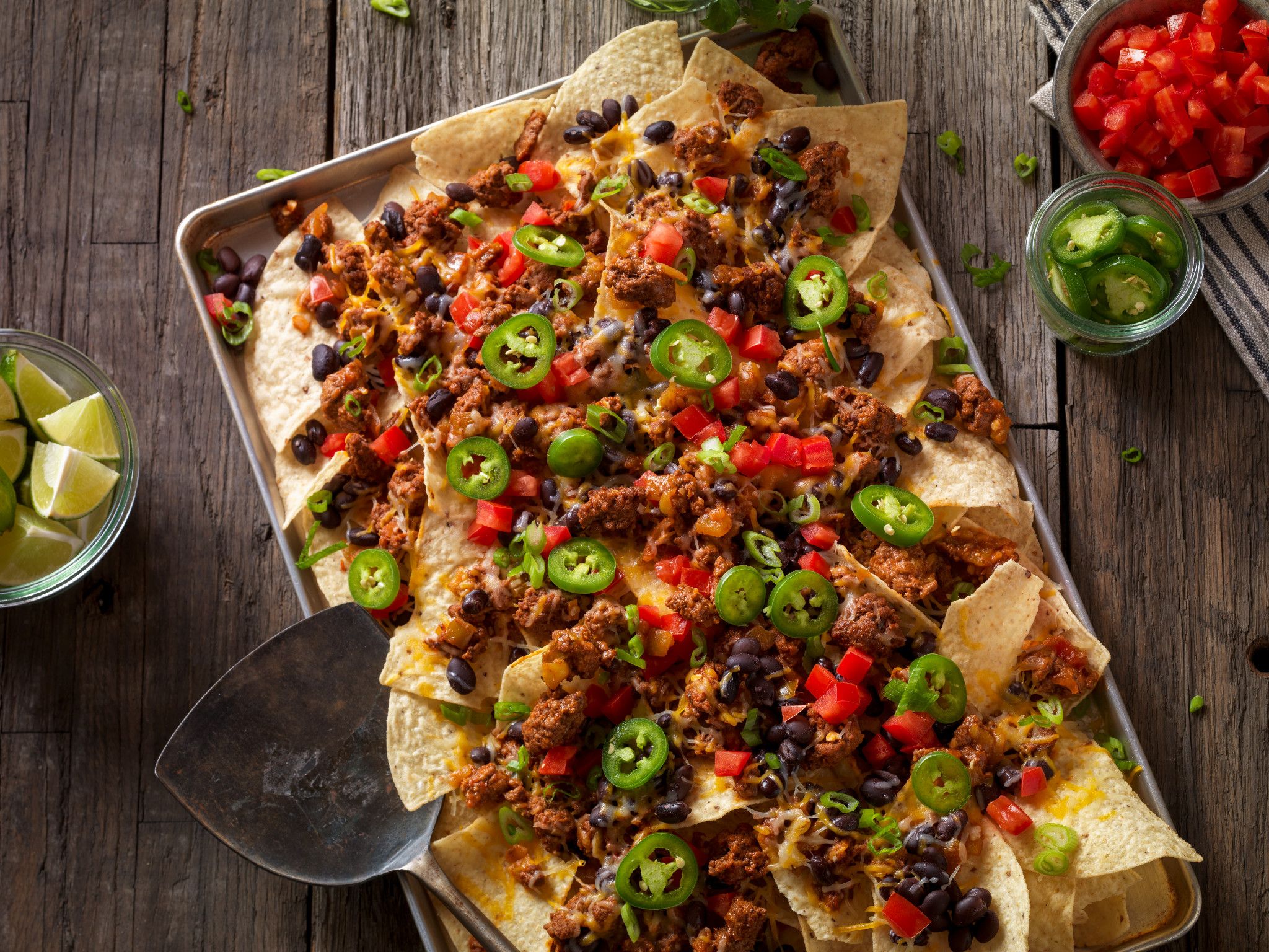 mexican-style-beef-sausage-nachos
